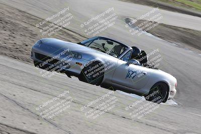 media/Dec-30-2023-Lotus Club Golden G (Sat) [[d3870bf35f]]/Intermediate/Session 4 (Off Ramp)/